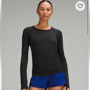 Lululemon Swiftly Tech Long Sleeve Hip Length Shirt